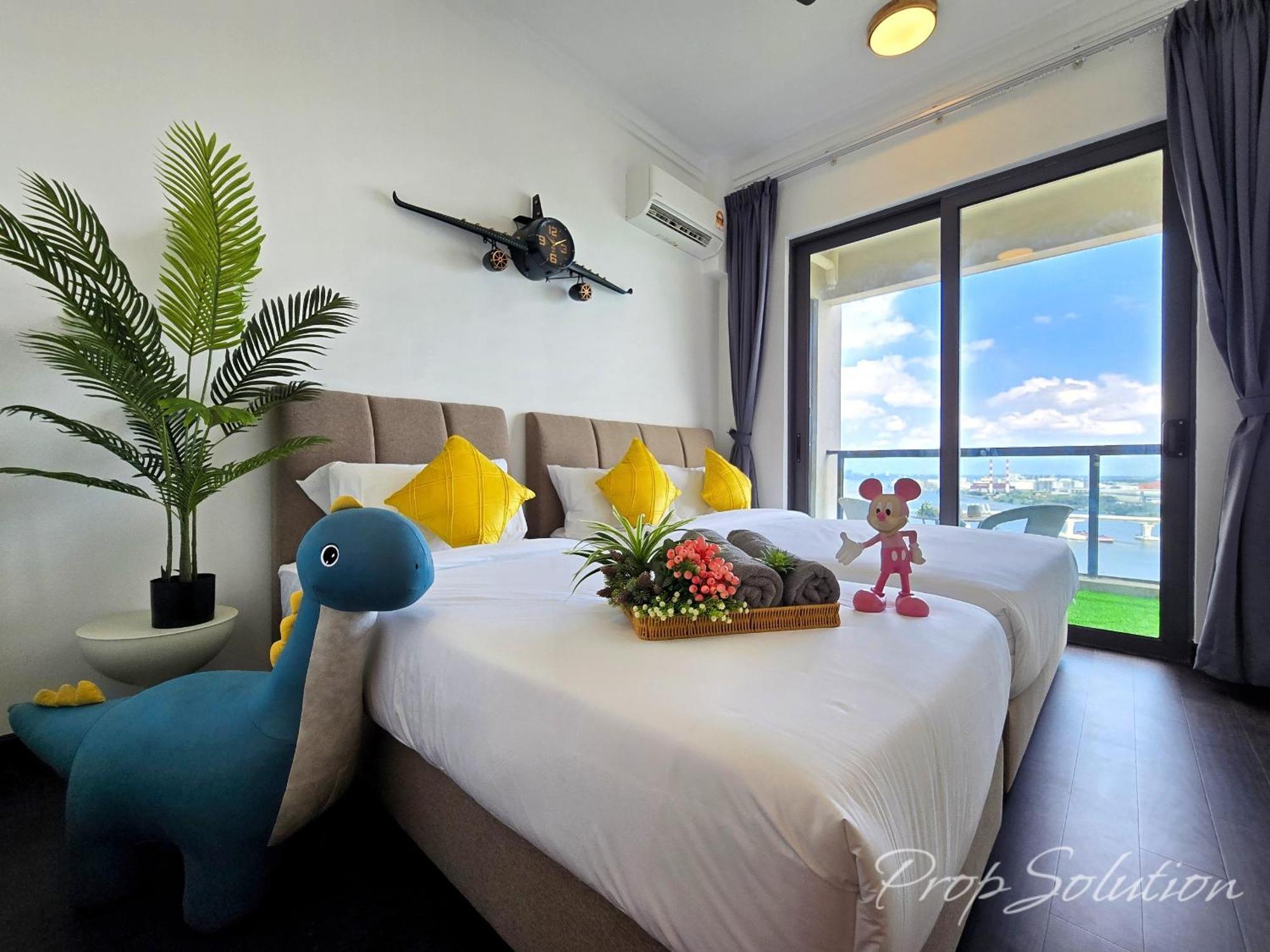 Full Seaview 3br Ciq 9-10 Pax Pangsapuri