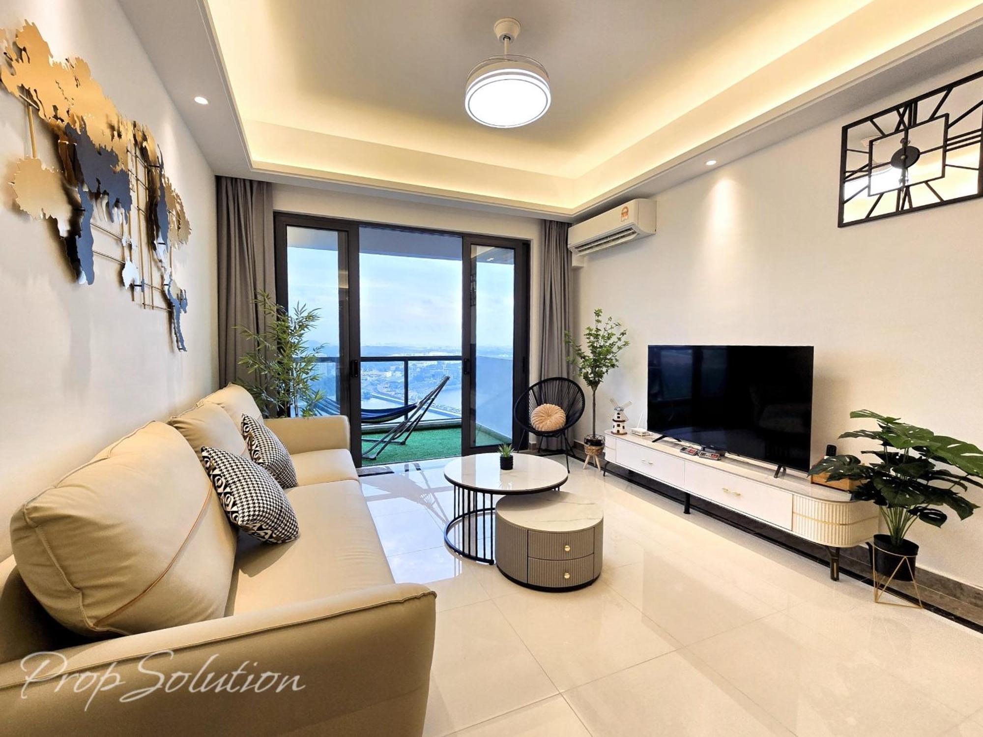 Apartment Full Seaview 3br Ciq 9-10 Pax Johor Bahru