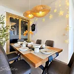 Full Seaview 3Br Johor Bahru Ciq 9-10 Pax